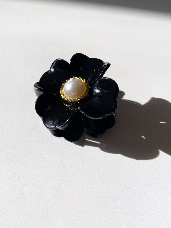 Pearl Flower Resin Claw Clip