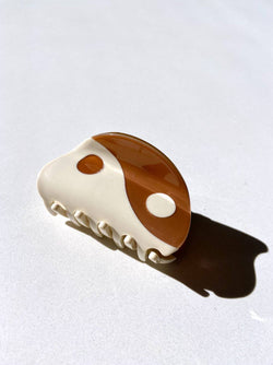 Ying Yang Claw Clip | Brown