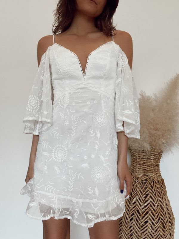 Sinclaire Floral Lace Off the Shoulder Dress | White FINAL SALE