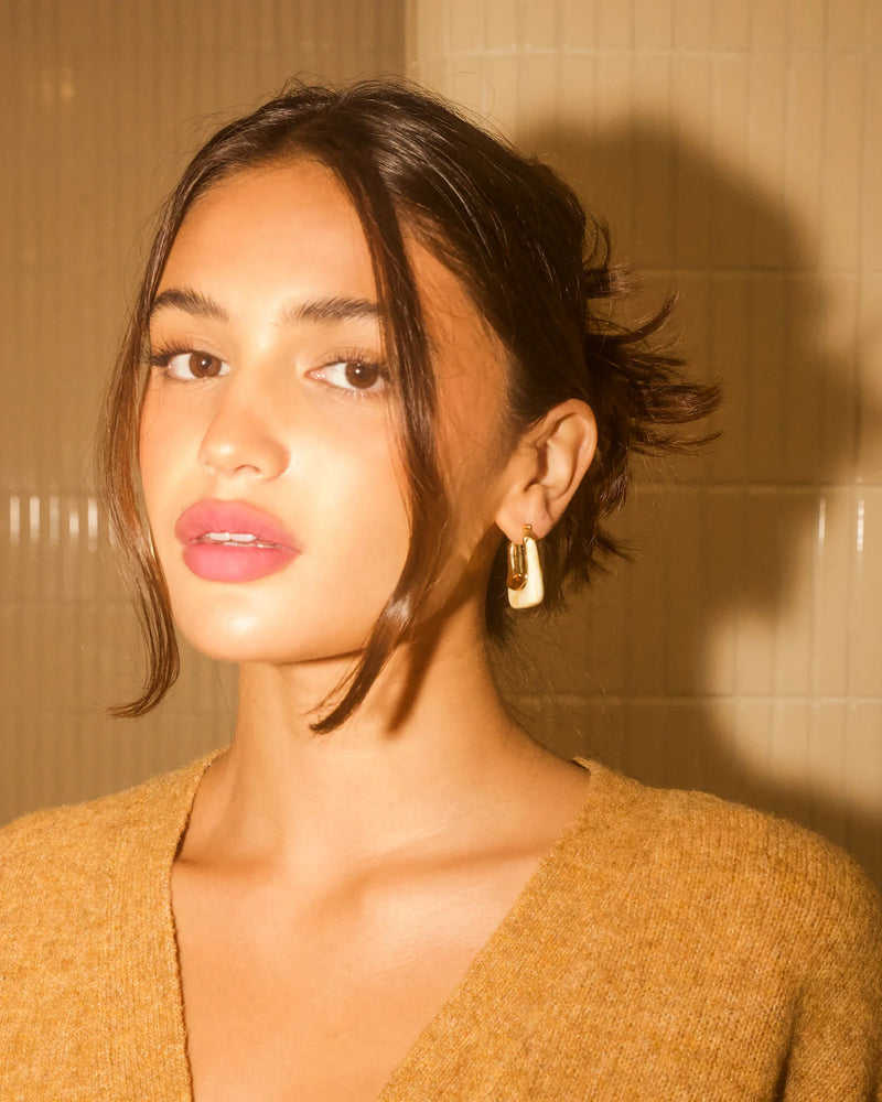 Nadia Cream Resin Earrings | Jurate
